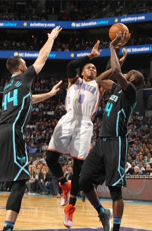 特别是在竞 特别是在竞