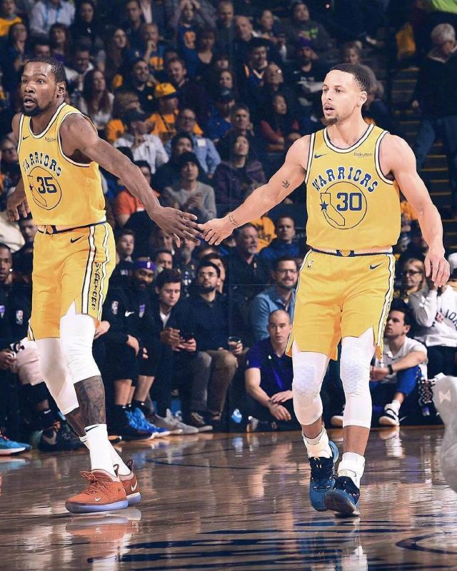 主裁既要尊 主裁既要尊